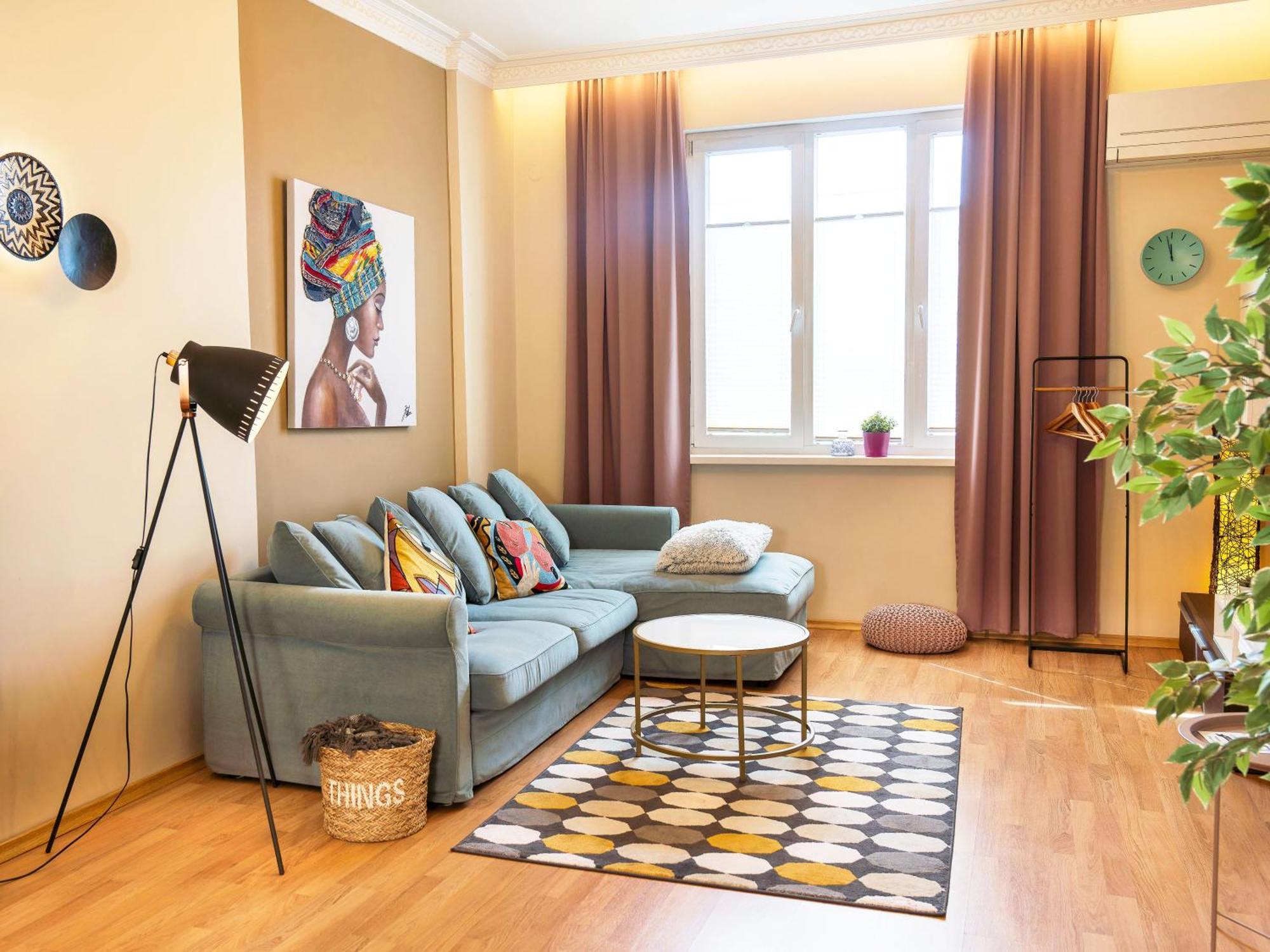 Apartment Memoir By Sofiaspot - Central, Metro To Airport Екстериор снимка